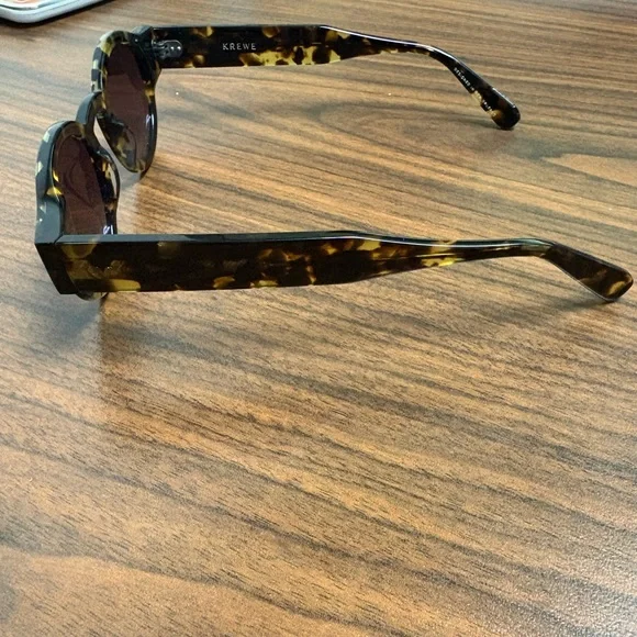 Retro Krewe Sunglasses!! - Picture 4 of 8
